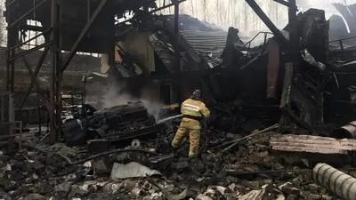 انفجار کارخانه باروت/ دست‌کم ۴ نفر کشته شدند