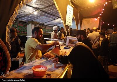 خادمی در مواکب اربعین عبادتی عظیم با اجر بی‌پایان- فیلم فیلم استان تسنیم | Tasnim