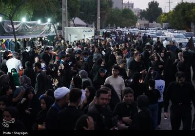 پیاده‌روی دلدادگان و جاماندگان اربعین در بوشهر+تصویر - تسنیم
