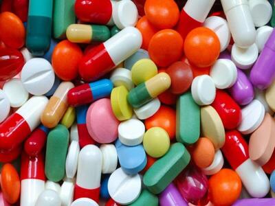 اینها آنتی بیوتیک  است، نُقل و نبات نیست، در خوردنش بی ملاحظه نباشید