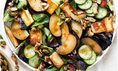 طرز تهیه سالاد آلو و گردو؛ سالاد خوشمزه تابستانی