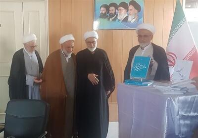 رونمایی از دو کتاب جدید عرفانی درباره امام خمینی(ره) - تسنیم
