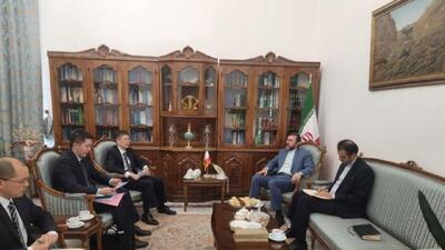دیدار و گفتگوی سفیر جمهوری خلق چین با غریب‌آبادی