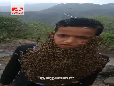 تبلیغ منحصر بفرد کودک یمنی از عسل طبیعی یمن