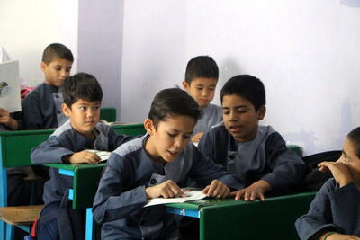 اتباع خارجی چگونه در مدارس ثبت نام کنند؟