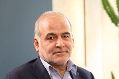 ویدیو/ کیومرث یزدان‌پناه، استاد ژئوپلیتیک دانشگاه تهران: اینکه فکر کنیم در ماجرای زنگزور یک اتفاق خیلی معمولی رخ می‌دهد، ساده‌انگاری است/ این موضوع سرنوشت یک منطقه را برای ۹۹ سال تحت تاثیر قرار می‌دهد؛ مستاجر هم گردن کلفت و قدرتمند است/ دولت آمریکا در حال ایجاد یک توازن ژئوپلیتیکی است