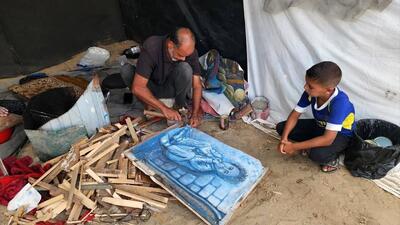 سوزاندن آثار هنری برای تأمین غذا در فلسطین