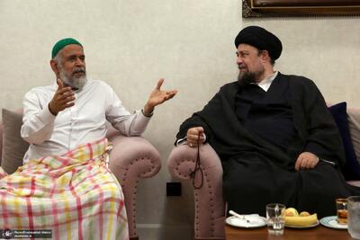 تصاویر| عیادت سیدحسن خمینی از وزیر اطلاعات دولت روحانی