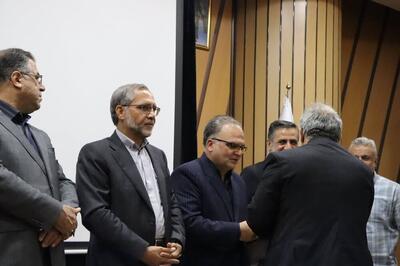 رسانه نباید به منبری برای یک طیف خاص تبدیل شود