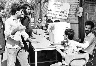 ۱۲ میلیون نفر نوشتند: «سید علی خامنه‌ای» + عکس
