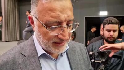 پاسخ زاکانی به سوال خبرنگار رکنا: هزینه های بازسازی خانه های جنگ زده از کجا تامین شده است ؟