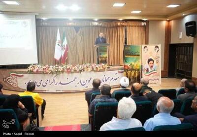 تجلیل از 19 آزاده و خانواده شهدای اسارت منطقه دوم دریایی سپاه- عکس صفحه استان تسنیم | Tasnim