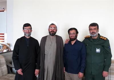 تجلیل از روحانی آزاده کنگانی در سالروز بازگشت آزادگان - تسنیم