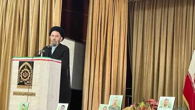 رفاه و آسایش مردم در سایه اهمیت محقق می‌شود