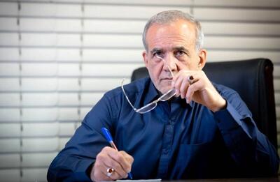 هم‌صدایی ارتش سایبری با دشمن؛ از انتقاد تا توهین علیه رئیس‌جمهور