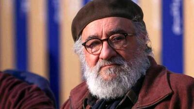 عکس سفر در زمان /  تیپ و چهره داریوش ارجمند در ۲۷ سالگی در دوران پهلوی /  مرکز تئاتر مشهد در سال ۱۳۵۰