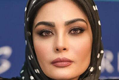 جشن تولد متفاوت صحرا اسداللهی وسط اتوبان + عکس