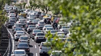 ترافیک صبحگاهی در اکثر معابر و بزرگراه‌های تهران پرحجم و سنگین است