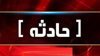 آتش‌سوزی خودرو در خیابان مولوی با دخالت به‌موقع آتش‌نشانان مهار شد