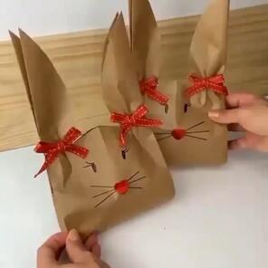 کاغذ کادوتو شبیه خرگوش کن!