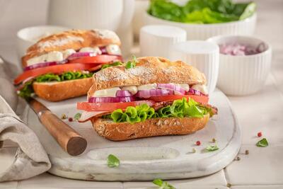 طرز تهیه ساندویچ سرد تابستانی