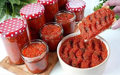 طرز تهیه سس گوجه / سسی که ماه ها فاسد نمی شود برای صبحانه، پاستا، کوفته قلقلی