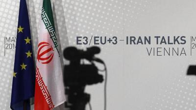 ماشه روی میز و دیپلماسی در حاشیه/ اروپا آماده فشار حداکثری همزمان با پافشاری تهران بر مواضع قبلی | اقتصاد24