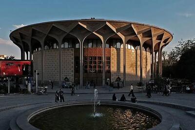 همه بلاهایی که سر تئاتر شهر آوردند؛ از بریدن سازه سه‌ ستون بتنی بلند تا حصارکشی