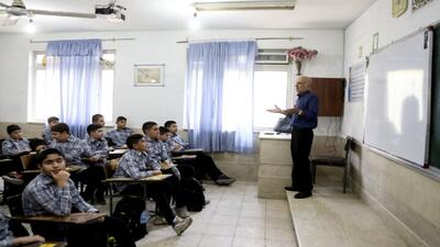 تفاهم‌نامه اجرایی ۳۰ روز بیمه معلمان مدارس غیردولتی هفته آینده امضا می‌شود