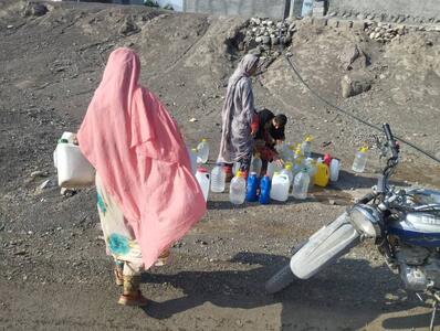 قطع آب در سیستان و بلوچستان / ادامه آب رسانی با تانکر / چاه ها خشک شده اند