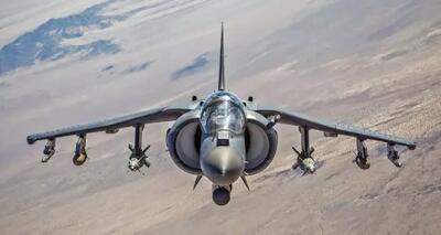 پرواز با جنگنده هریر AV-8B
