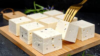 طرز تهیه پنیر فتا در ۱۰ دقیقه / خوشمزه تر از پنیر آماده