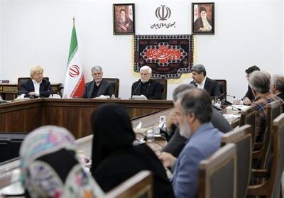 عارف: اقتصاد فرهنگ باید نظام‌مند و مصون از تغییرات مدیریتی شود - ایران ویو 24
