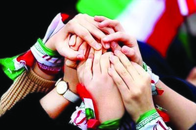 سمن‌ها، سربلند در آزمون جنگ
