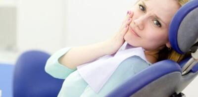 جرم‌ گیری دندان چیست و چه فوایدی دارد؟ پاسخ به پرسش‌ های رایج