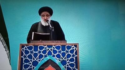 امام جمعه کرج : دشمنان وحدت ملت ایران را مهمترین عامل شکست خود می دانند