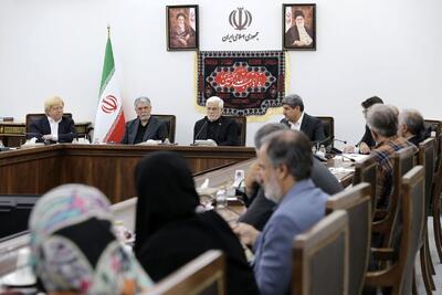 در نشست اهالی فرهنگ و هنر با معاون اول رئیس‌جمهور چه گذشت؟