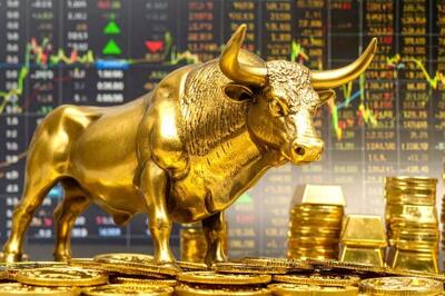 تاجدار درخشان، فلز زرد در مسیر صعودی پرهیجان؛ آپدیت تحلیل تکنیکال طلا / 31 مرداد 1404
