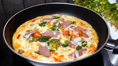 طرز تهیه پیتزای سریع بدون فر و بدون ورز دادن / ۵ دقیقه آماده میشه
