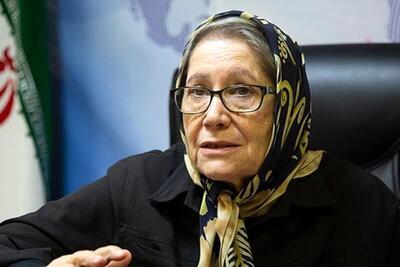 واکنش مینو محرز به بیماری هپاتیت بازیکن پرسپولیس