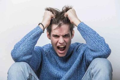 چرا نوجوانان پرخاشگری می کنند؟
