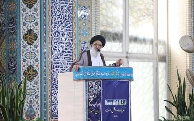 امام جمعه کرج : نظام اسلامی مردم پایه است