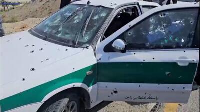 آثار حمله تروریستی روی ماشین ماموران انتظامی دامن
