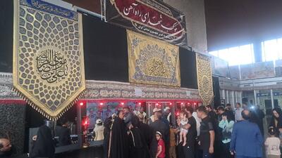 موکب شهدای راه آهن مشهد میزبان زائران امام رضا(ع)