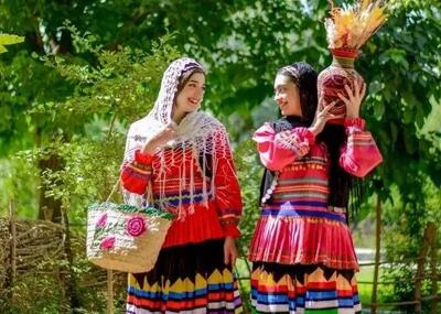 آواز محلی؛ قشنگترین ابراز عشقو تو این آهنگ شمالی میشنوی وسط مه داره میخونه ماشالا صدا