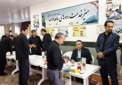 میز خدمت بیمه کوثر در مصلی نماز جمعه بیرجند برپا شد - تسنیم