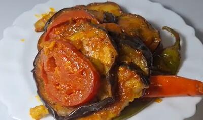 خورش بادمجان، بدون گوشت خوشمزه ترین وعده غذایی شام یا ناهار!