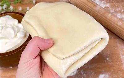 طرز تهیه خمیر انواع نان و شیرینی فقط با ماست و آرد