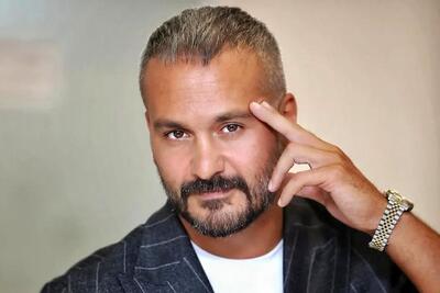 سلفی دوستانه میلاد کی‌مرام در قلبِ آسمان!+بیوگرافی