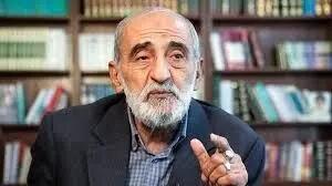 حسین شریعتمداری: باور کنید اگر تنگه را به روی آمریکا، انگلیس، فرانسه و آلمان ببندیم، قیمت نفت به ۲۰۰ دلار می رسد